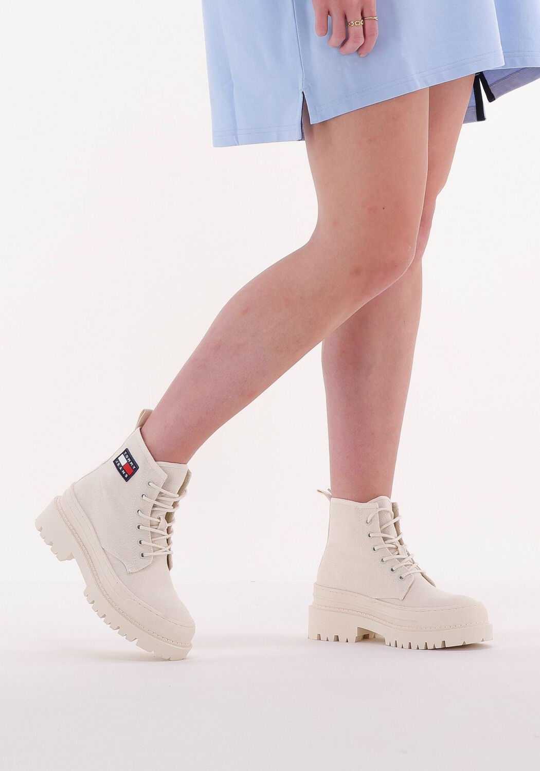 Wei&szlig;e TOMMY JEANS Schn&uuml;rboots TOMMY JEANS FOXING - large