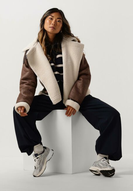 Braune NEO NOIR Teddy-Jacke SADIE TEDDY JACKET - large