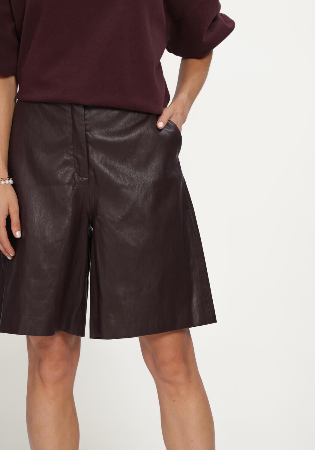 Braune CIRCLE OF TRUST Kurze Hose PHEBE SHORT - large