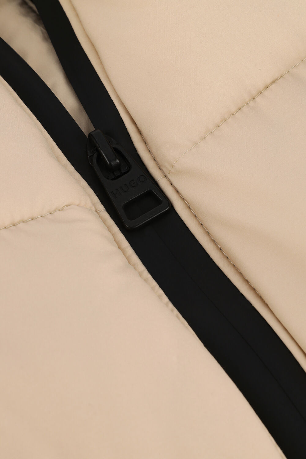 Sand HUGO Bodywarmer BALTINO2321 - large