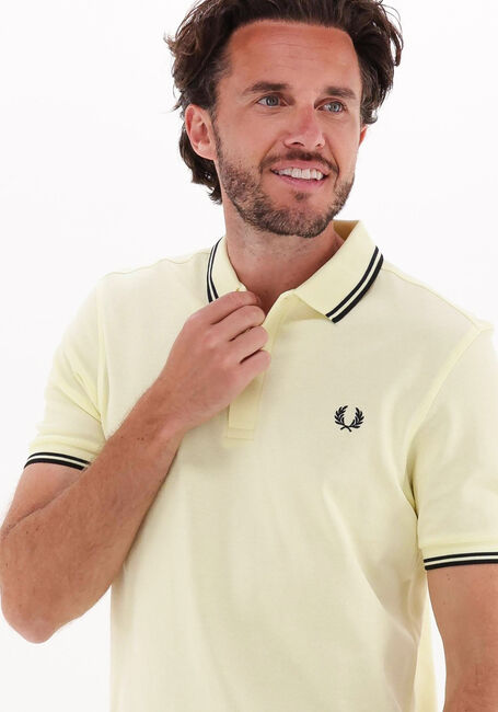 Gelbe FRED PERRY Polo-Shirt TWIN TIPPED FRED PERRY SHIRT - large