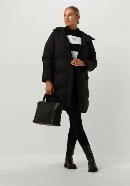 Schwarze CALVIN KLEIN Wattierte Jack LOGO BELT LONG PUFFER - large