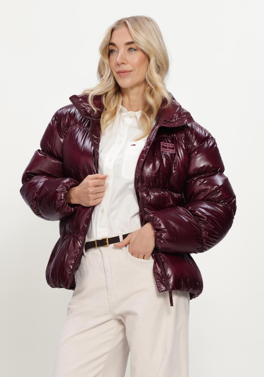 Bordeaux TOMMY JEANS Wattierte Jack TJW HIGH NECK SHINY PUFFER DOWN - large