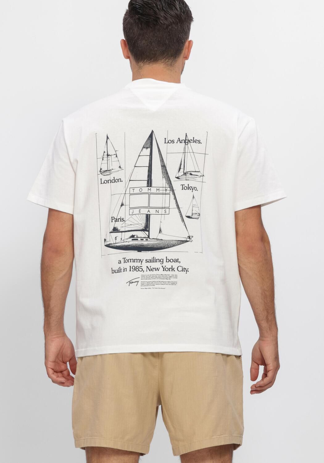 Wei&szlig;e TOMMY JEANS T-shirt TJM RLX SAILBOAT SS TEE - large