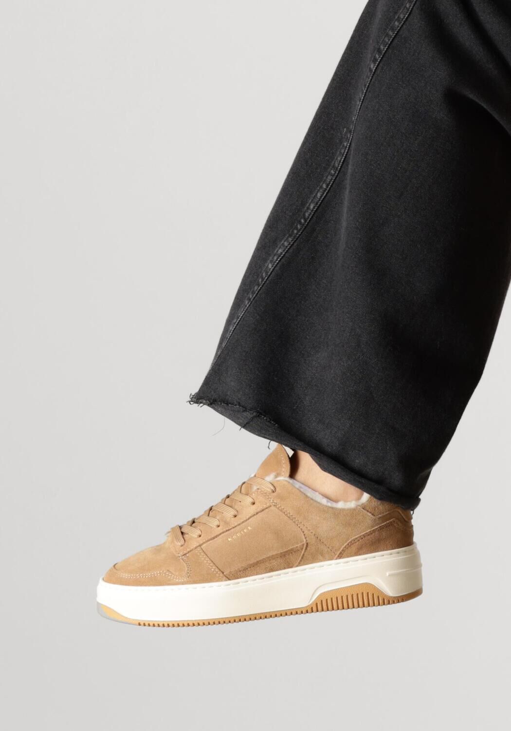 Cognacfarbene NUBIKK Sneaker Low BASKET TEDDY - large