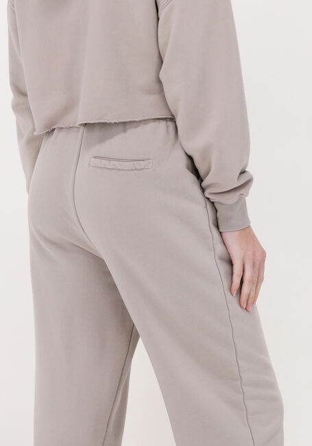 Beige COLOURFUL REBEL Jogginghose UNI LOGO BADGE PINTUCK PIGMENT DYE STRAIGHT SWEAT PANTS - large