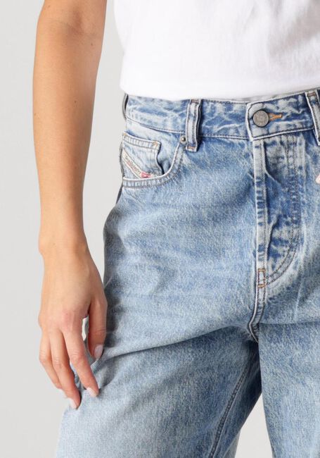 Blaue DIESEL Wide jeans 1996 D-SIRE - large