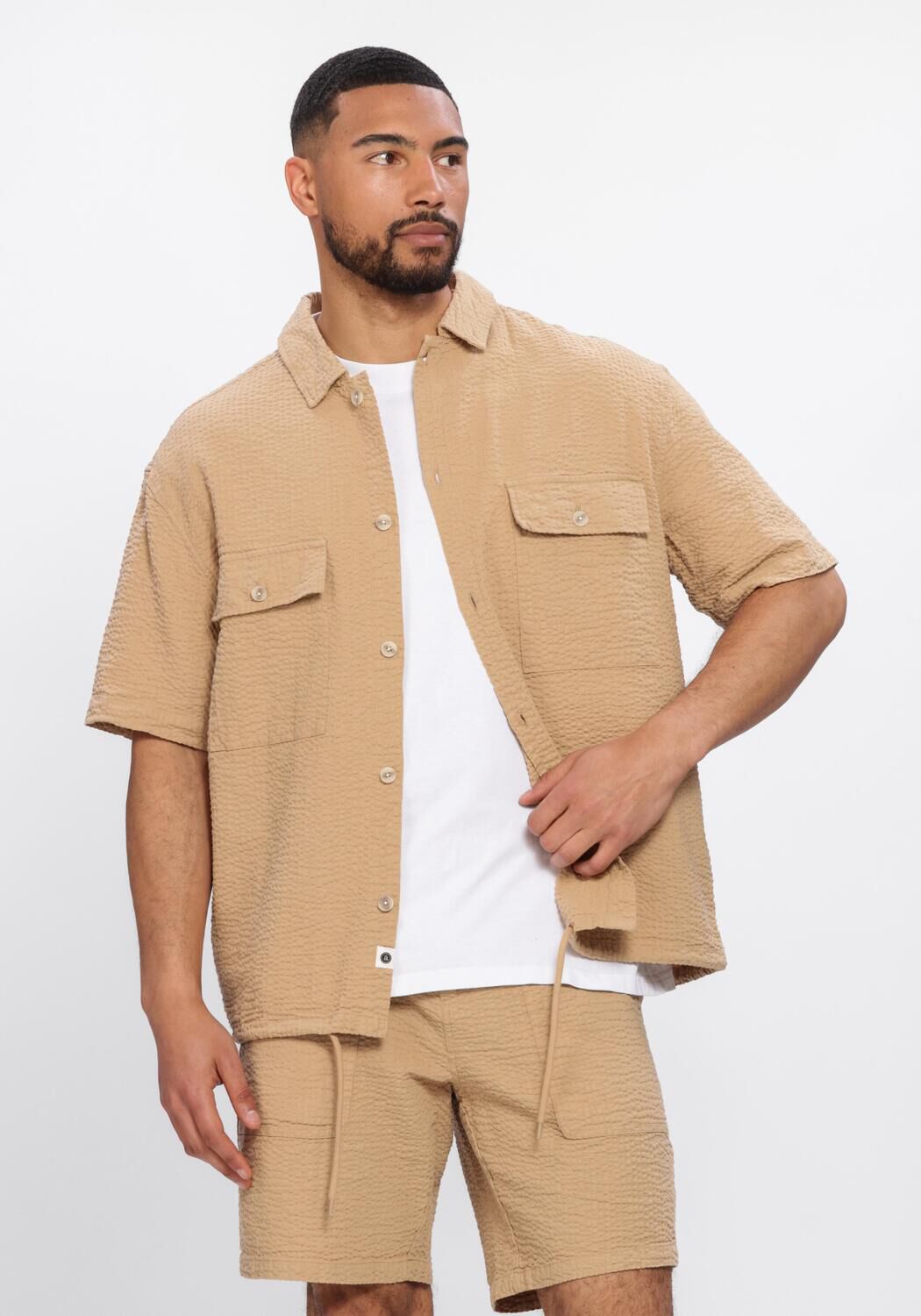 Beige ANERKJENDT Casual-Oberhemd AKOTTO SEERSUCKER SS OVERSHIRT - large