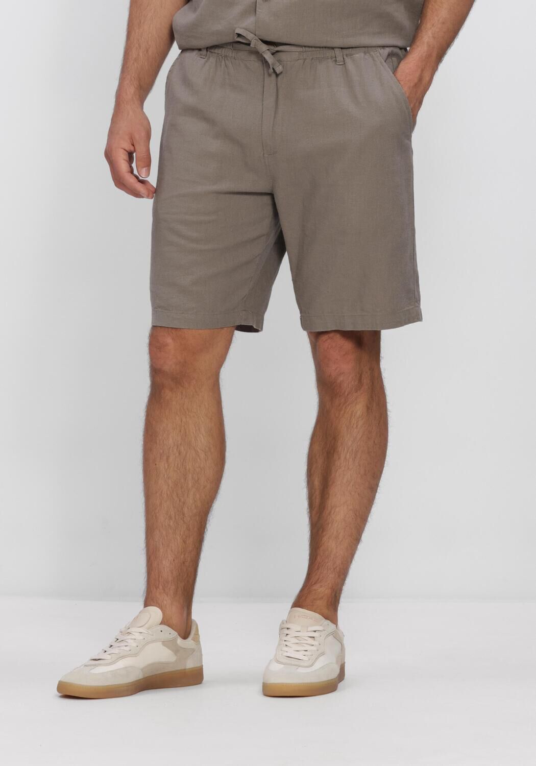 Taupe ANERKJENDT Kurze Hose AKJAMES COT-LINNEN-VIS SS SHORT - large