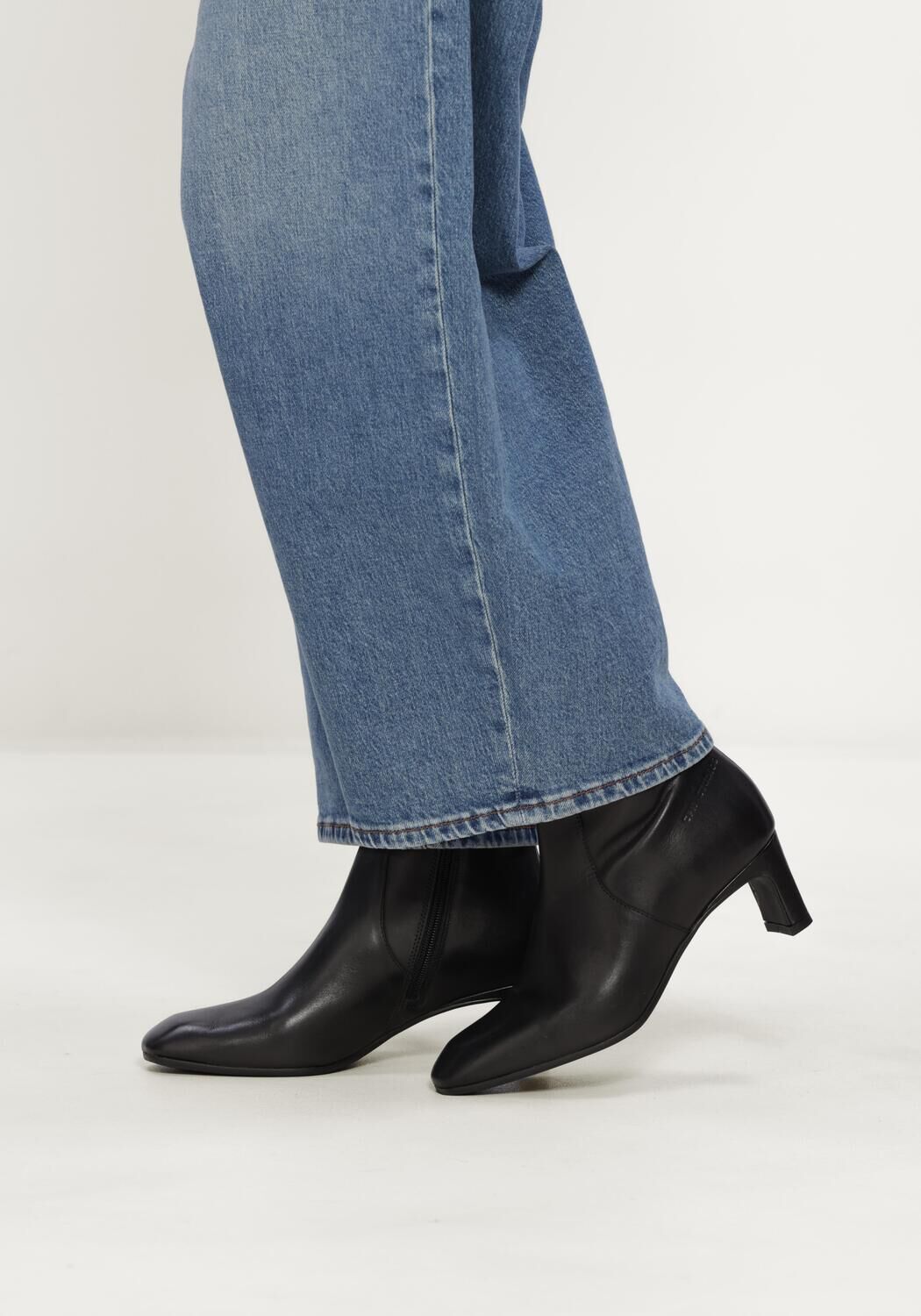 Schwarze COPENHAGEN STUDIOS Stiefeletten CPH362 - large