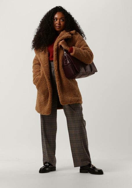 Camelfarbene NOTRE-V Teddy-Jacke TEDDY COAT SHORT - large