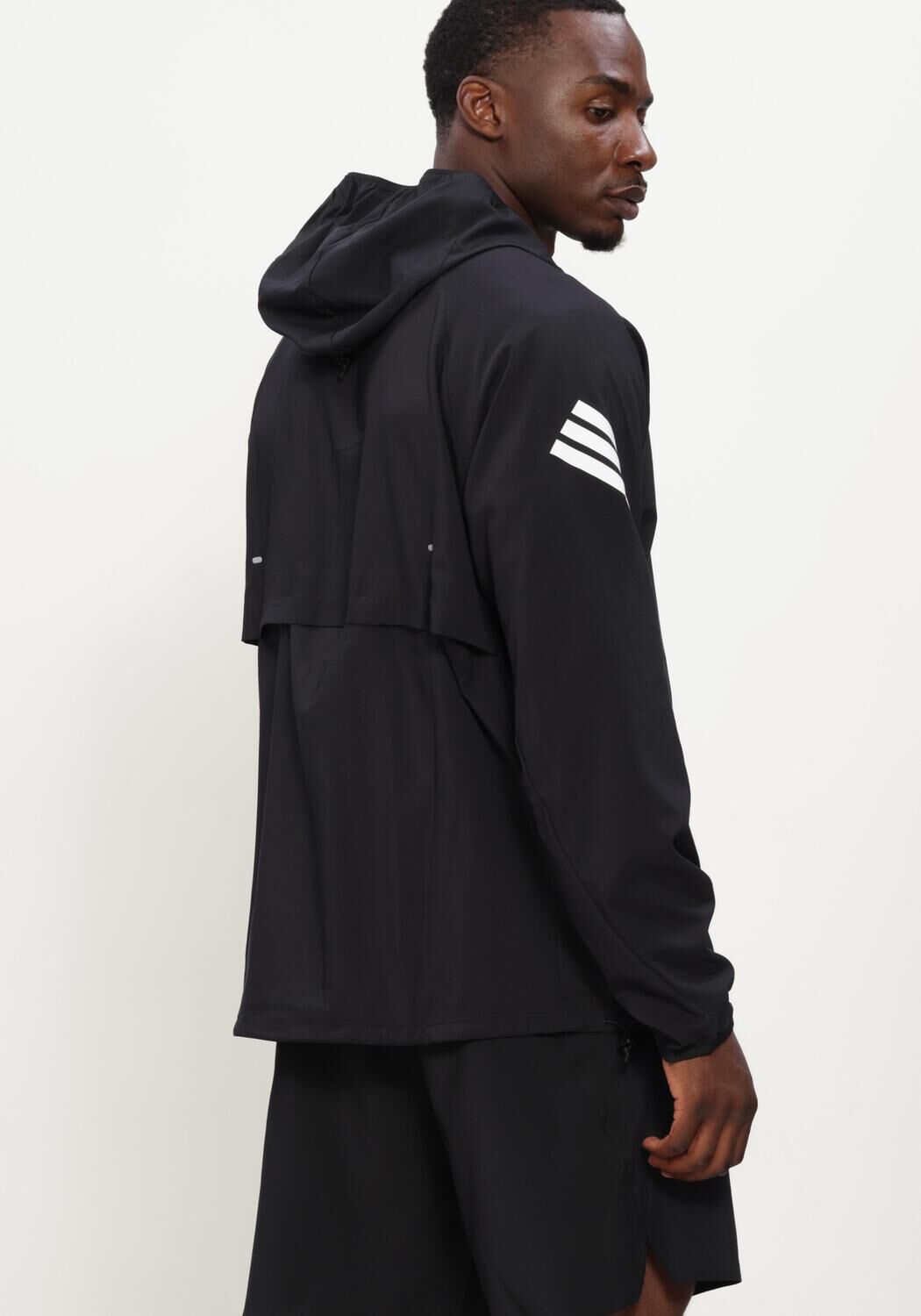 Schwarze ADIDAS Sportwesten ADI365 3S JKT M - large