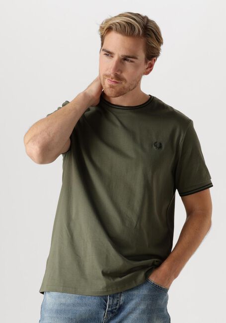 Gr&uuml;ne FRED PERRY Polo-Shirt TWIN TIPPED FRED PERRY SHIRT - large