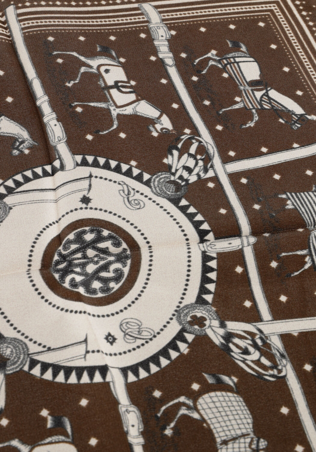 Braune NOTRE-V Schal ZAYA - large