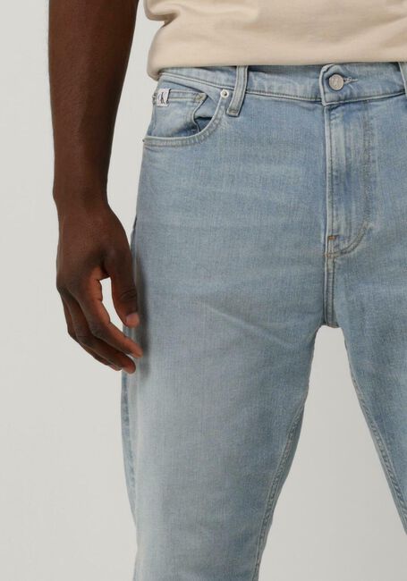 Blaue CALVIN KLEIN Straight leg jeans DAD JEAN - large