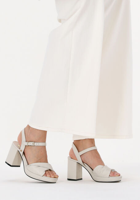Wei&szlig;e FRED DE LA BRETONIERE Sandalen 163010111 - large
