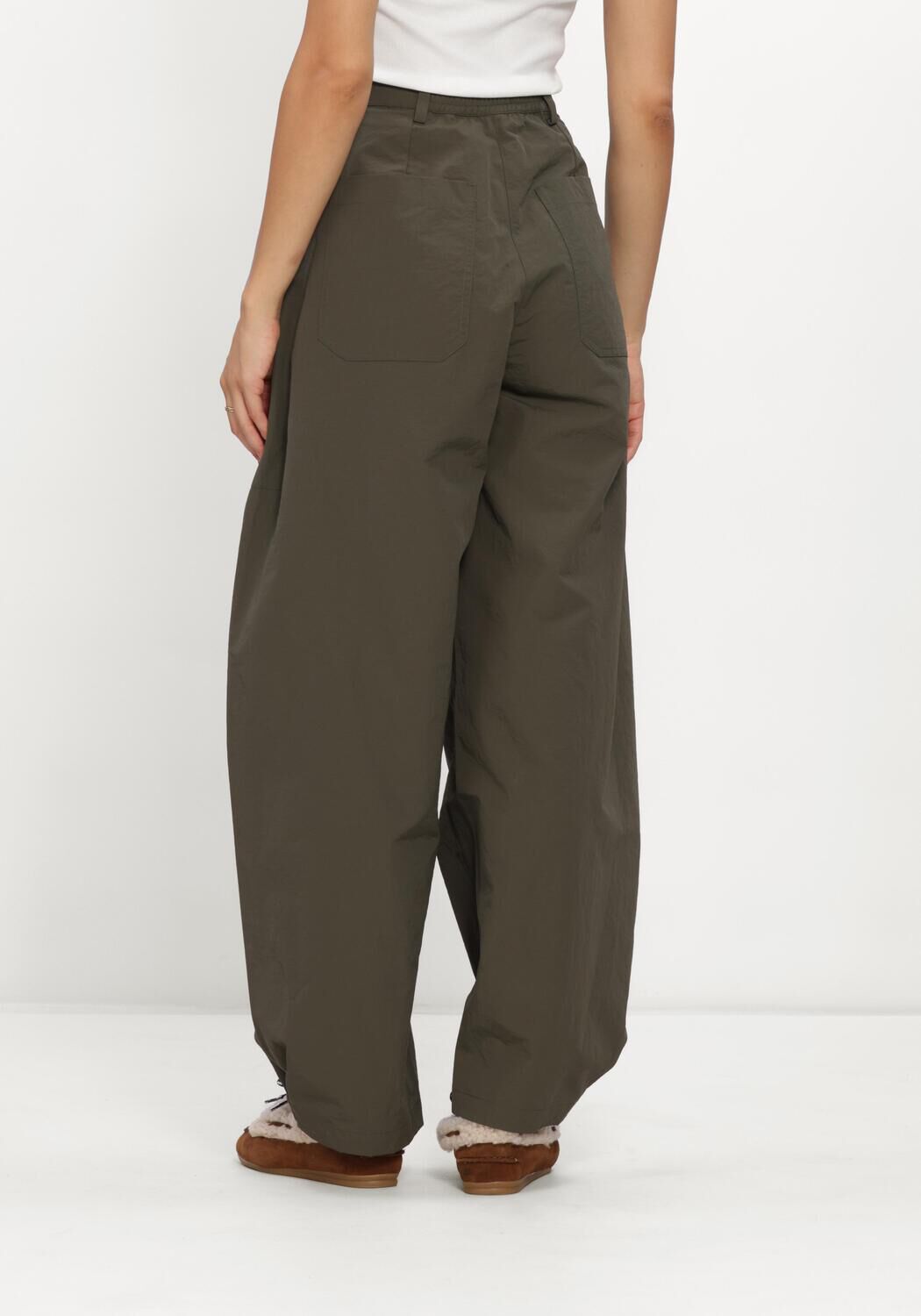 Dunkelgr&uuml;n CATWALK JUNKIE Weite Hose BARREL SHAPED TROUSERS - large