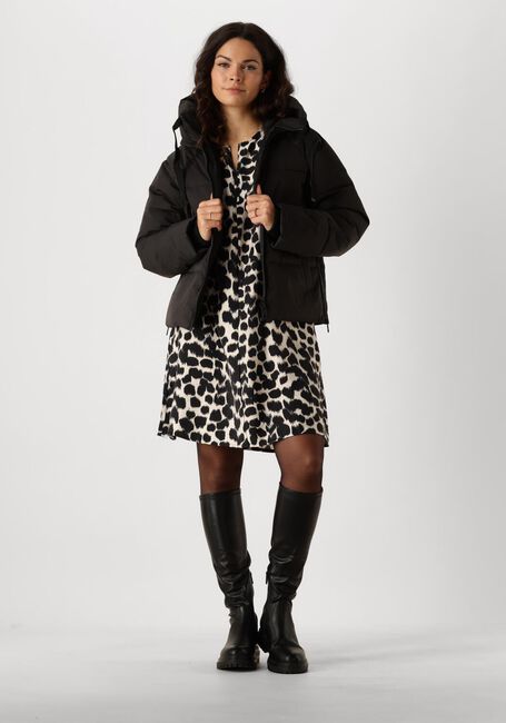 Schwarze MSCH COPENHAGEN Wattierte Jack MSCHPAVINARIA SHORT JACKET - large