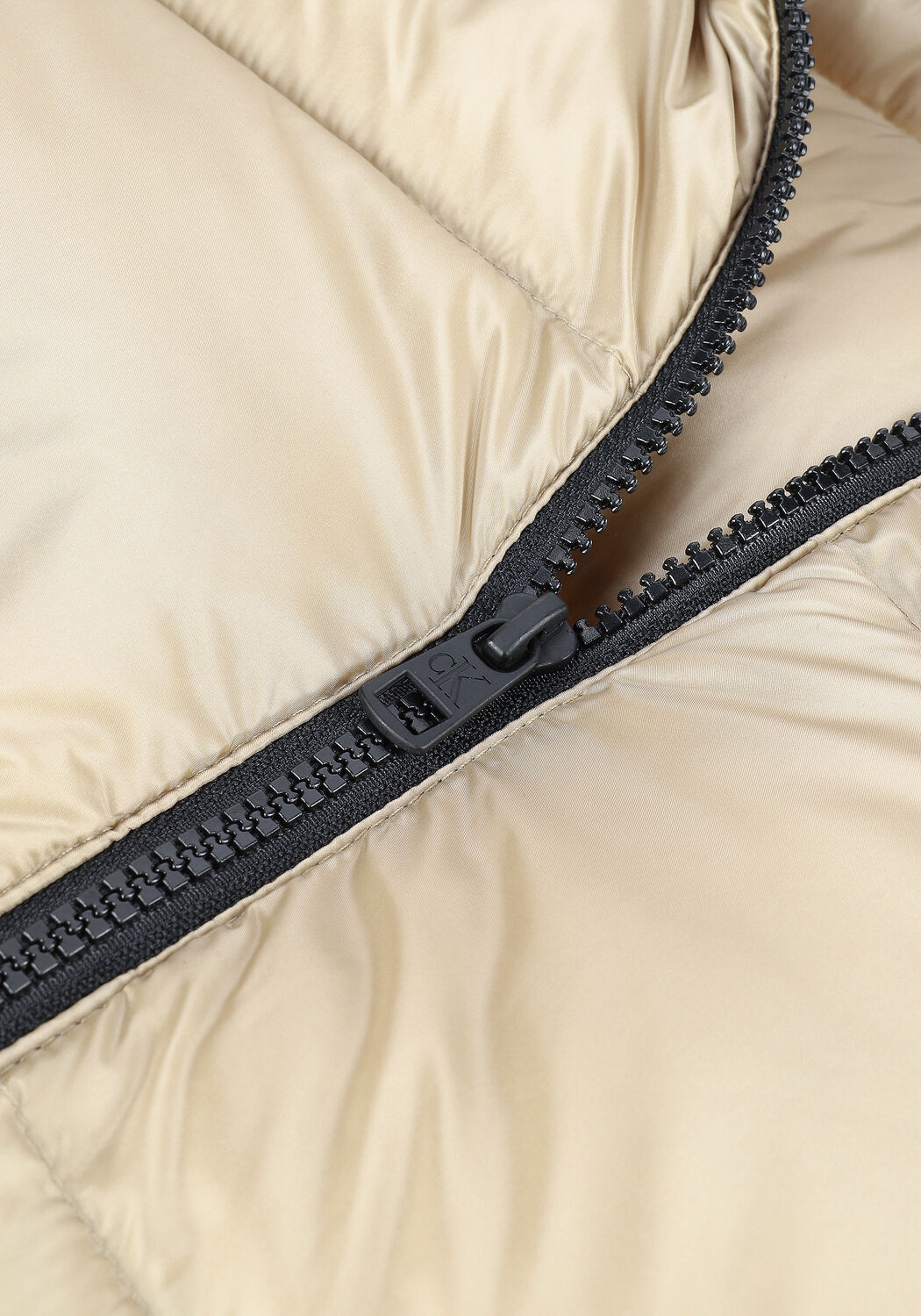 Beige CALVIN KLEIN Wattierte Jack SHINY DOWN SHORT PUFFER JACKET - large