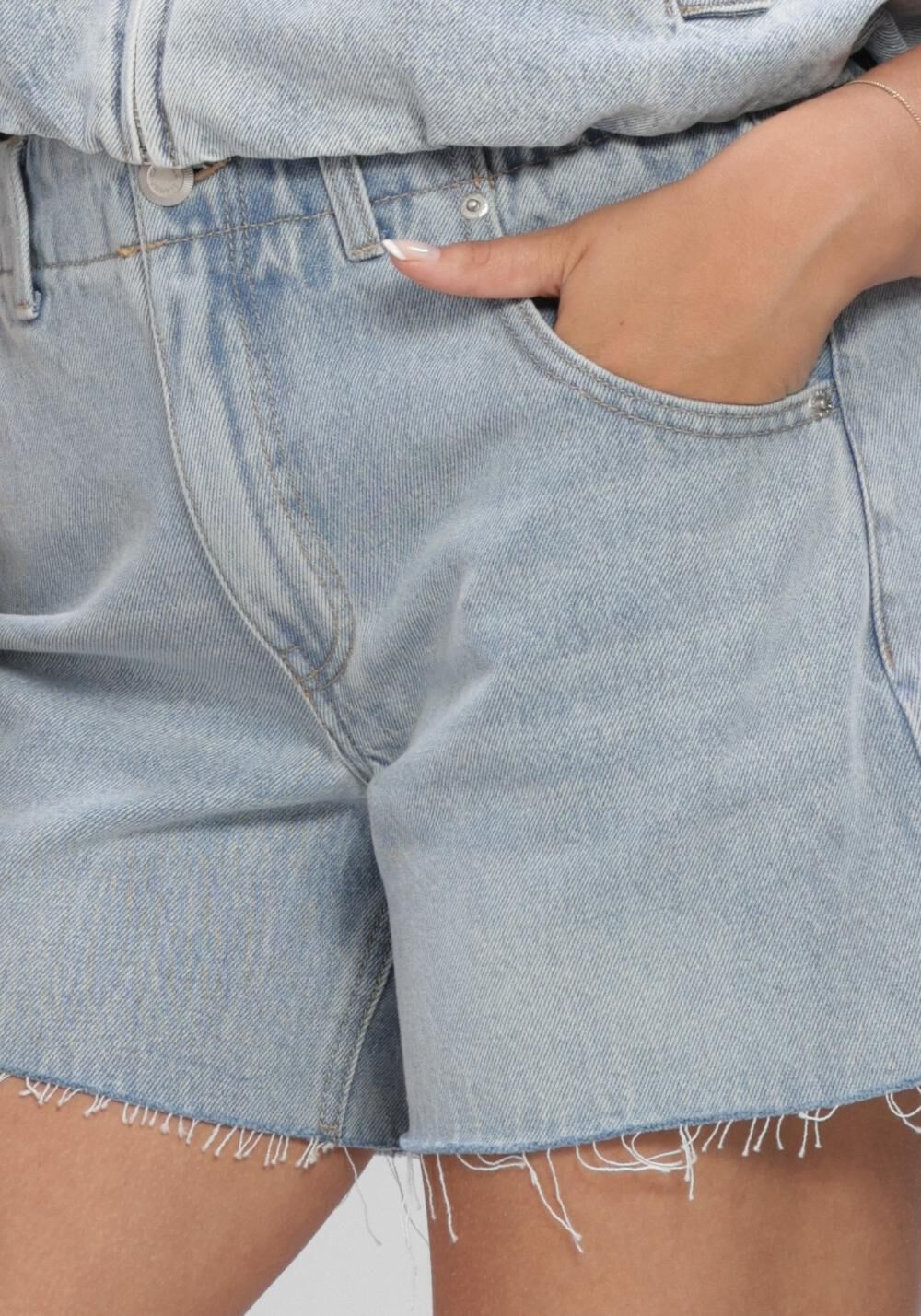 Blaue CATWALK JUNKIE Kurze Hosen DENIM SHORT WITH ELASTIC WAISTBAND - large