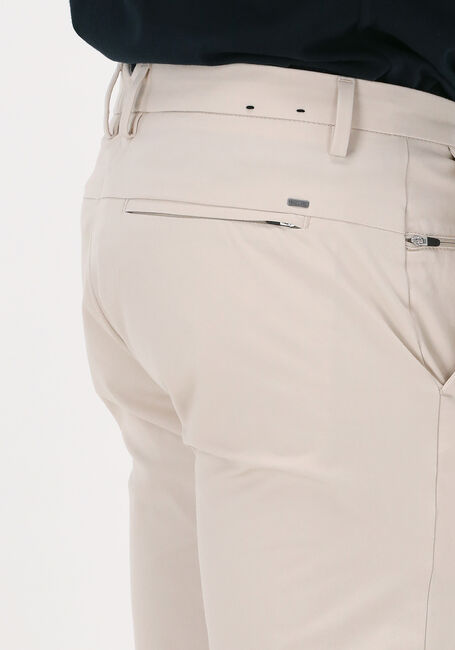Sand VANGUARD Chino V12 CHINO 4WAY STRETCH TWILL - large