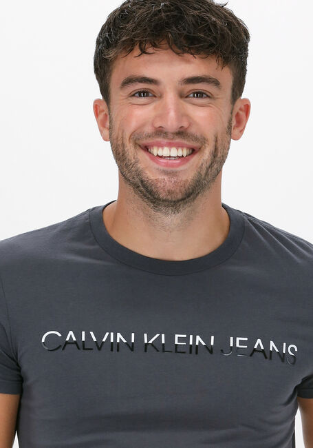 Graue CALVIN KLEIN T-shirt MIXED INSTIT TECHNIQUE TEE - large