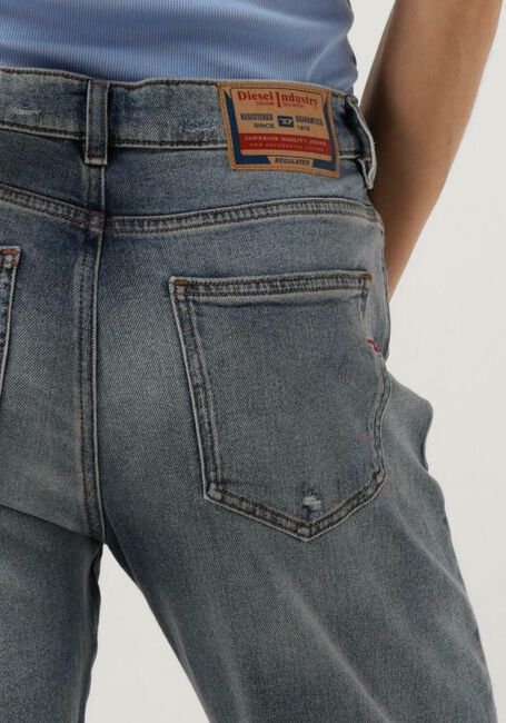 Hellblau DIESEL Mom jeans 2016 D-AIR - large