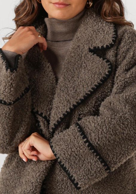 Taupe OBJECT Teddy-Jacke OBJSHIREN JACKET - large