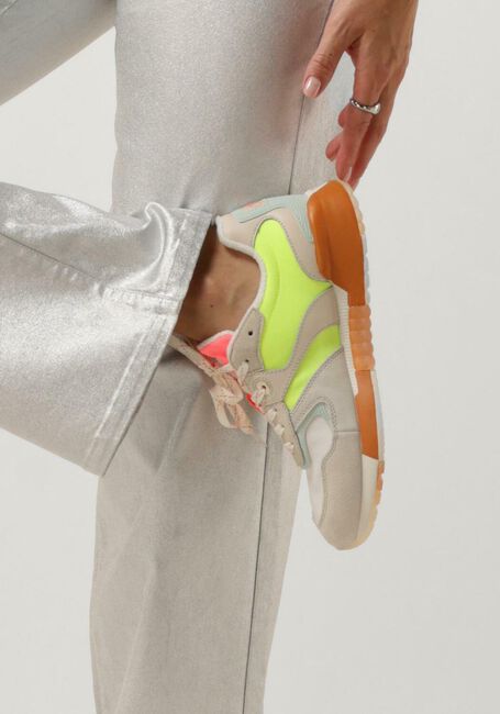 Wei&szlig;e SCOTCH & SODA Sneaker Low VIVI 25 - large