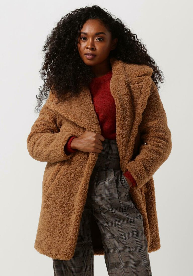 camelfarbene notre-v teddy-jacke teddy coat short