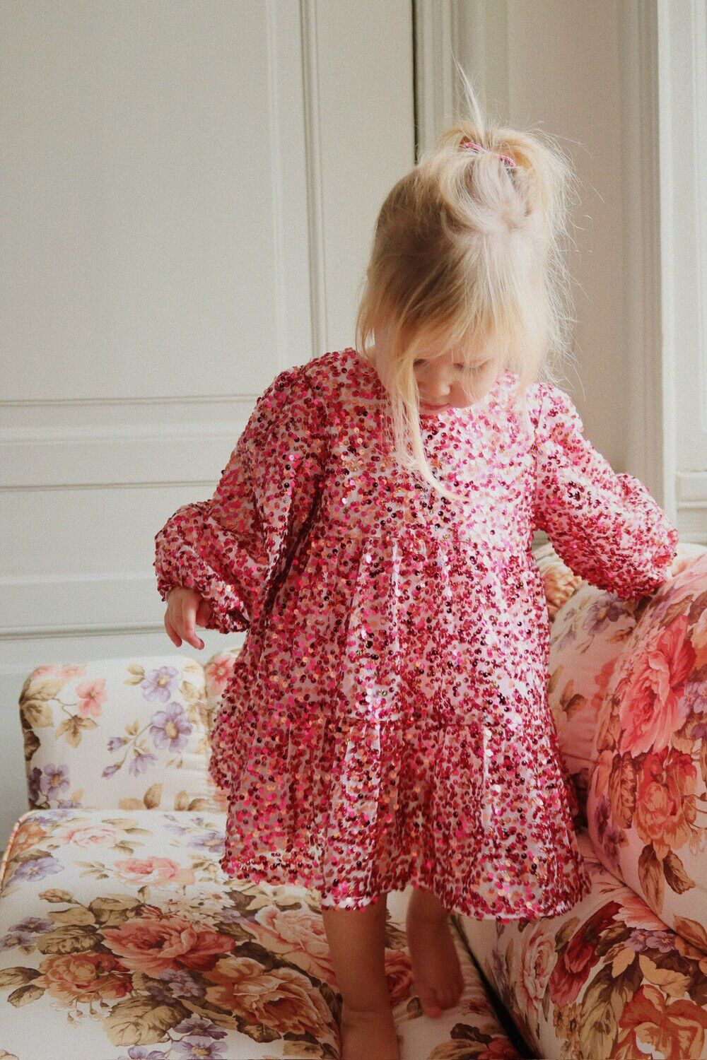 Rosane KONGES SLOJD Minikleid LILA SEQUINS BOW DRESS - large