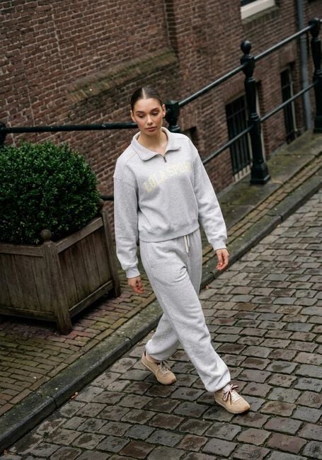 Hellgrau THE LOLA CLUB Jogginghose JAYLA PANTS - large