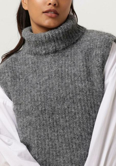 Graue MY ESSENTIAL WARDROBE Spencer MEENAMW KNIT VEST - large