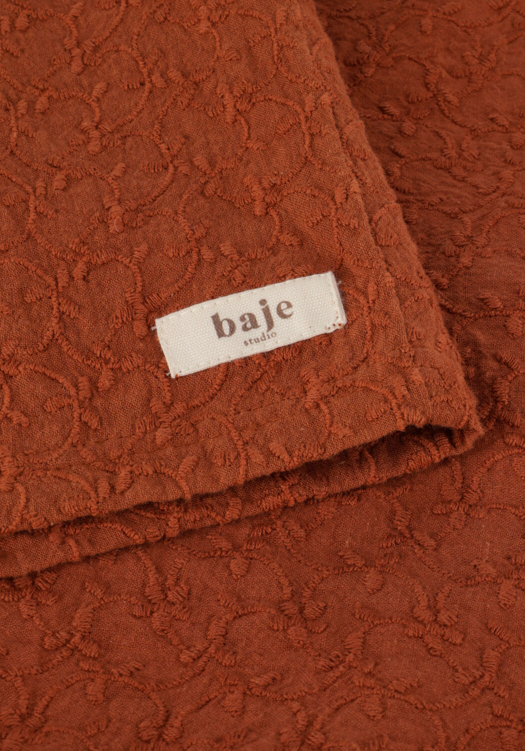 Camelfarbene BAJE STUDIO Top WOVEN EMBRO SHORTSLEEVE - large