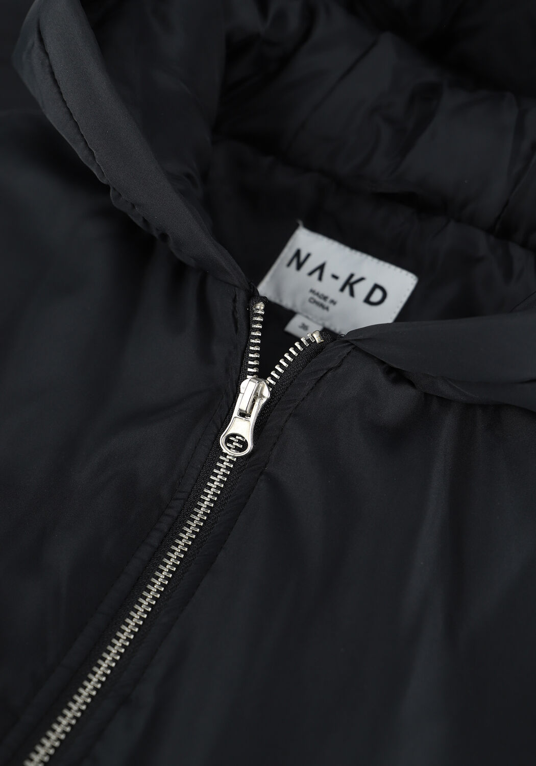 Schwarze NA-KD Bodywarmer OVERSIZED HOODED VEST - large