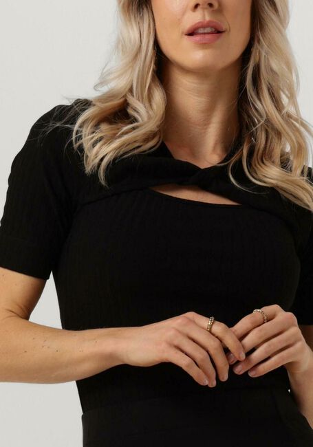 Schwarze MY ESSENTIAL WARDROBE T-shirt BUSTAMW BLOUSE - large