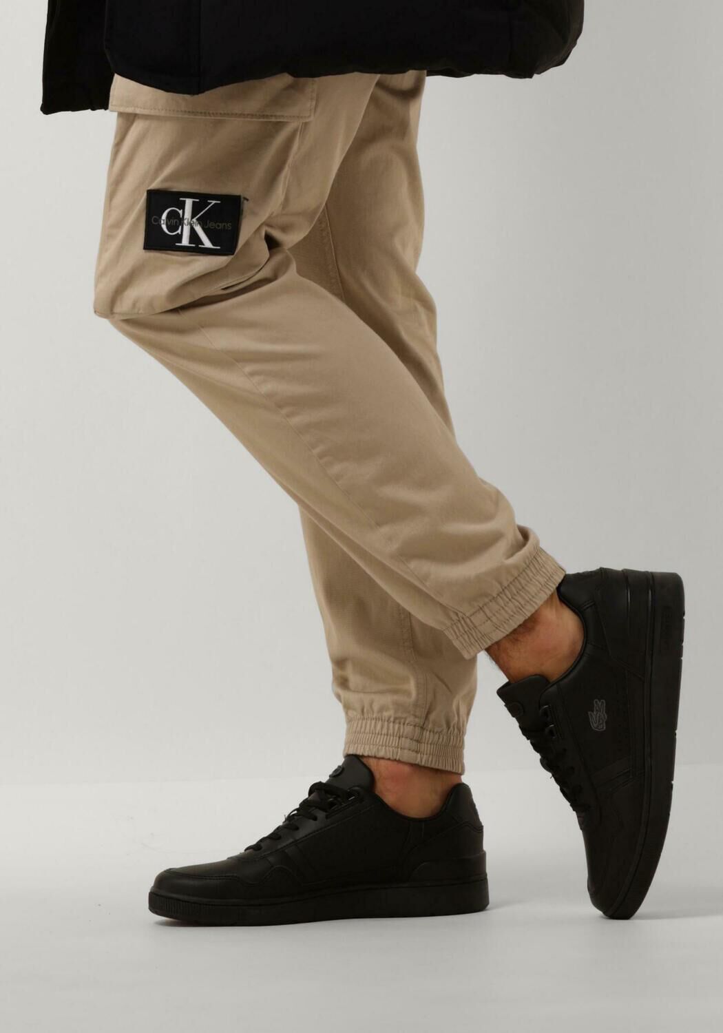 Schwarze LACOSTE Sneaker Low T-CLIP MEN - large