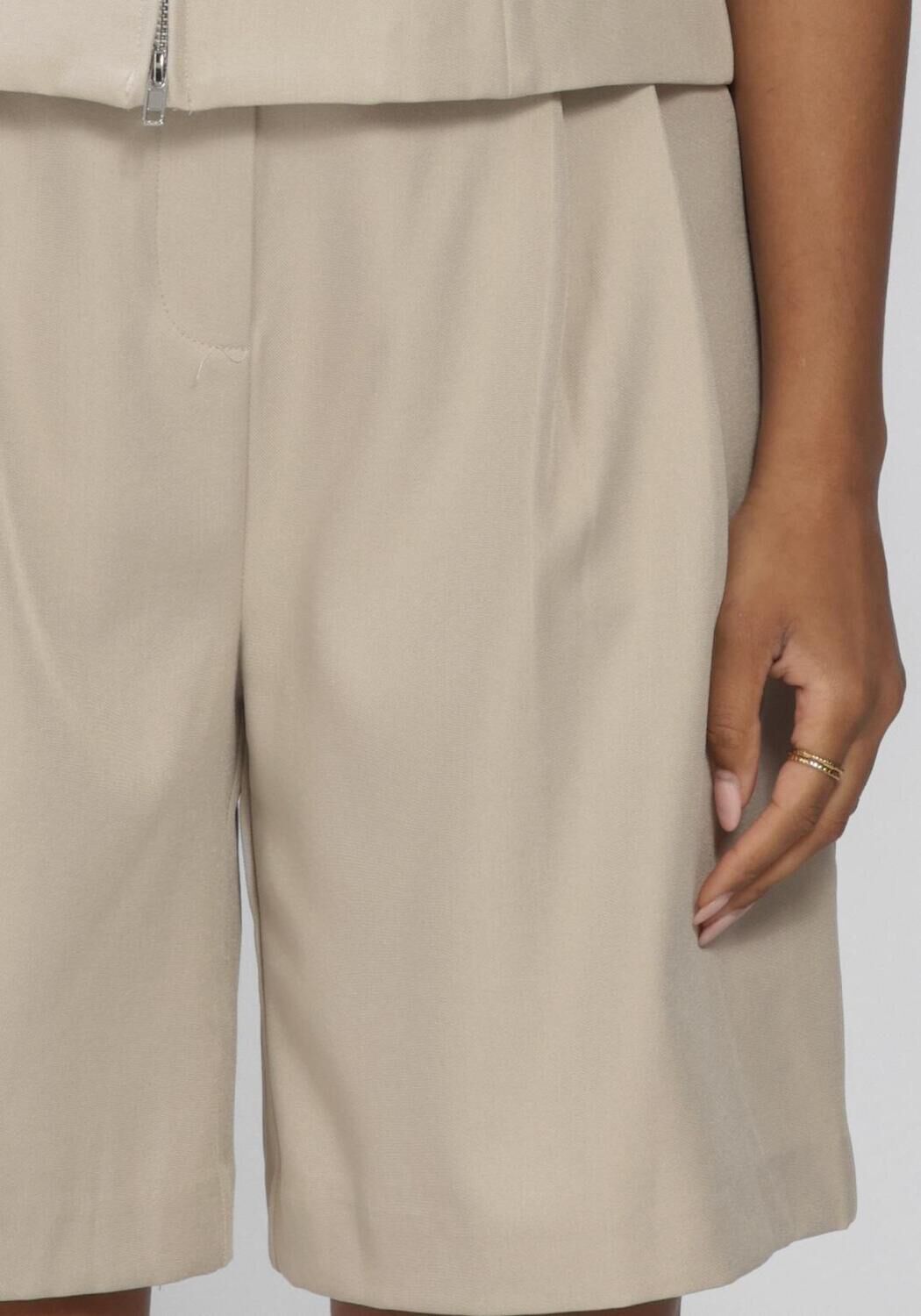Beige NEO NOIR Kurze Hose NIKA STRUCTURE SHORTS - large