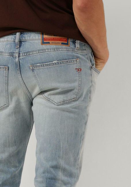 Hellblau DIESEL Slim fit jeans 2019 D-STRUKT - large