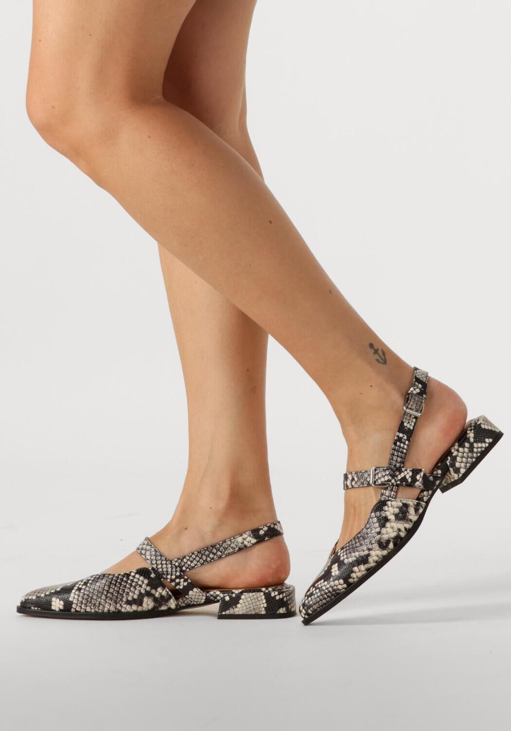 Schwarze VIA VAI Slingbacks JAZZ VALERIE - large