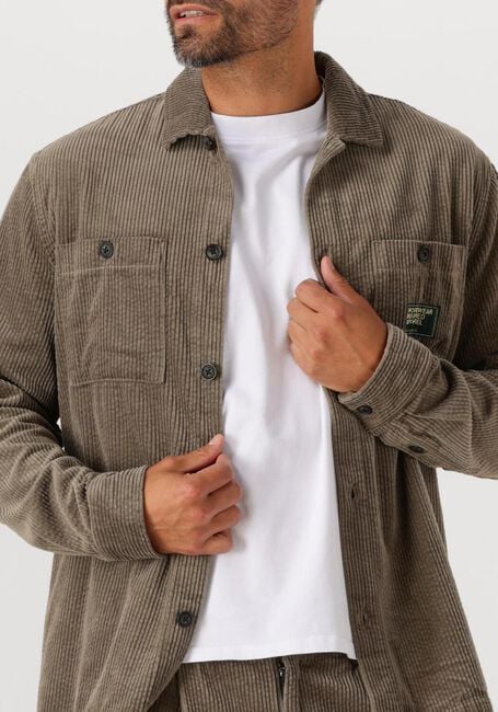 Grüne ANERKJENDT Overshirts AKTHEO CORD L/S OVERSHIRT - large