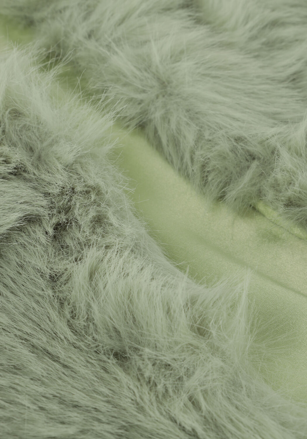 Gr&uuml;ne LIKE FLO Gilet LONG HAIR FUR BODYWARMER - large