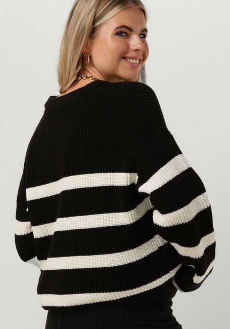 Schwarze SELECTED FEMME Pullover SLFBLOOMIE LS KNIT O-NECK - large