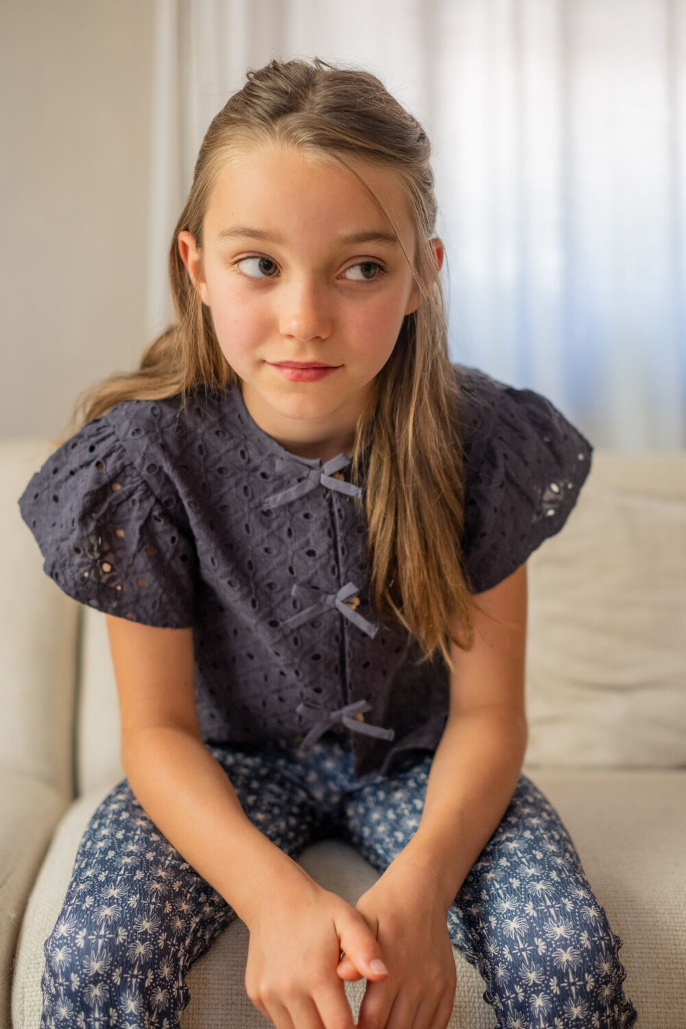 Schwarze LIKE FLO Top CHARLOTTE FLO BRODERIE BLOUSE - large