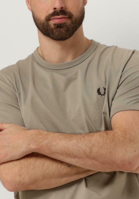 Olive FRED PERRY T-shirt RINGER T-SHIRT - large