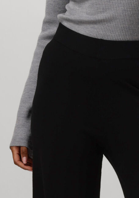 Schwarze MY ESSENTIAL WARDROBE Weite Hose EMMAMW KNIT PANT - large
