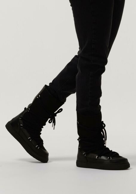Schwarze INUIKII Winterstiefel CLASSIC HIGH LACED - large