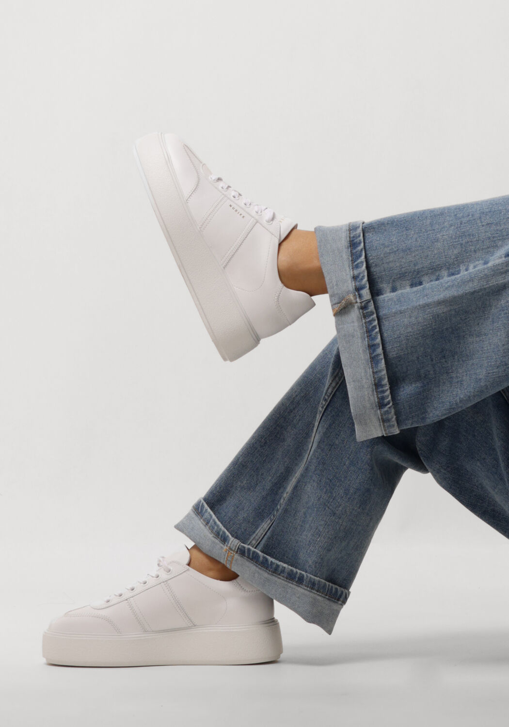 Wei&szlig;e NUBIKK Sneaker Low ELISE WING - large