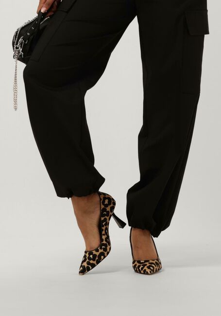 Beige MICHAEL KORS Pumps CLARA MID PUMP - large