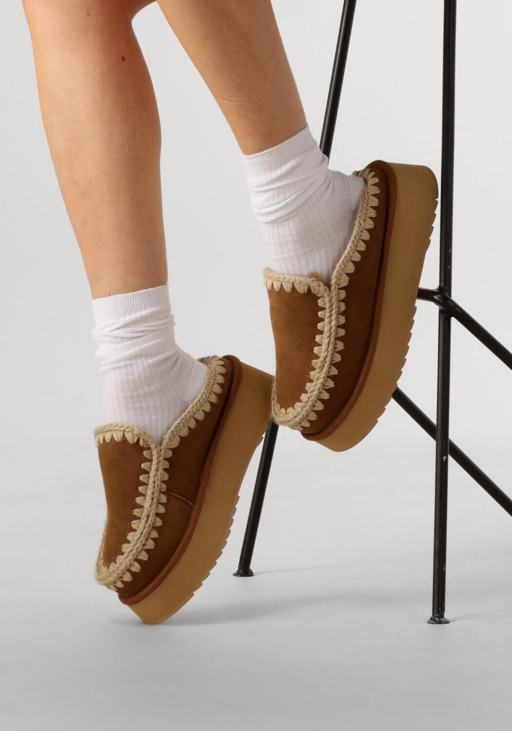 Cognacfarbene MOU Slipper CLOG ESKIMO PLATFORM - large